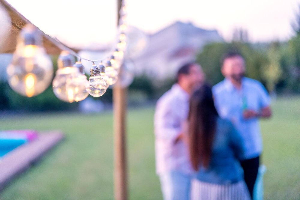 Casamento dos sonhos sem sustos: Garanta a energia com um gerador!